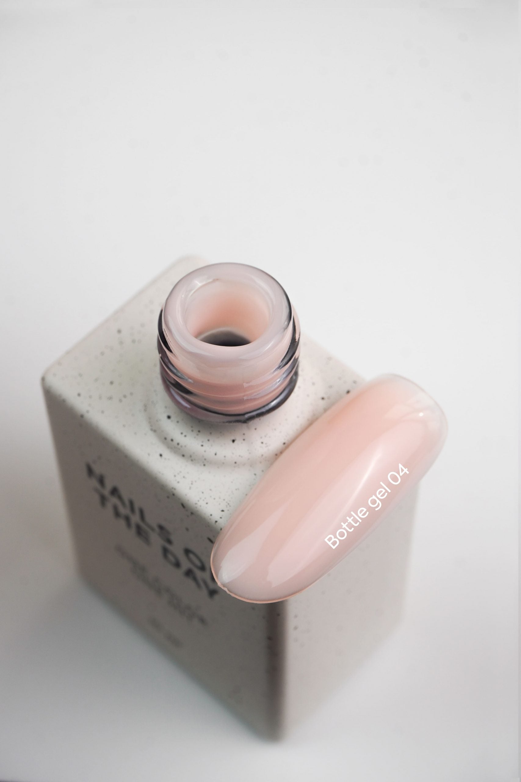 nailsoftheday bottle gel 04