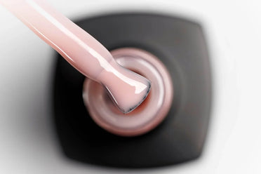 Kinetics Gel In Bottle Classic Nude #916, 15 ml