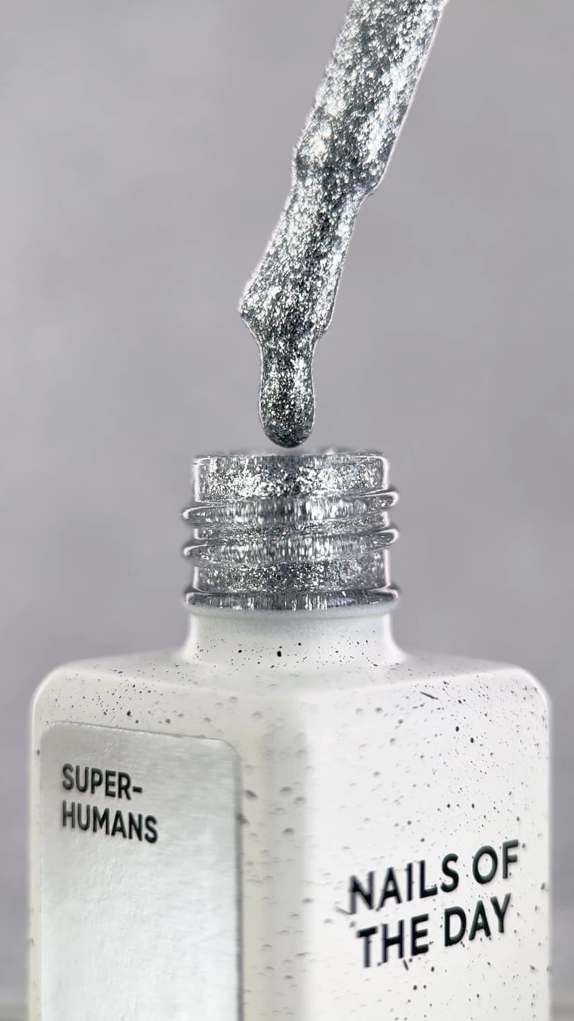 NAILSOFTHEDAY Color of the month December 2025 SUPERHUMANS, 6 ml