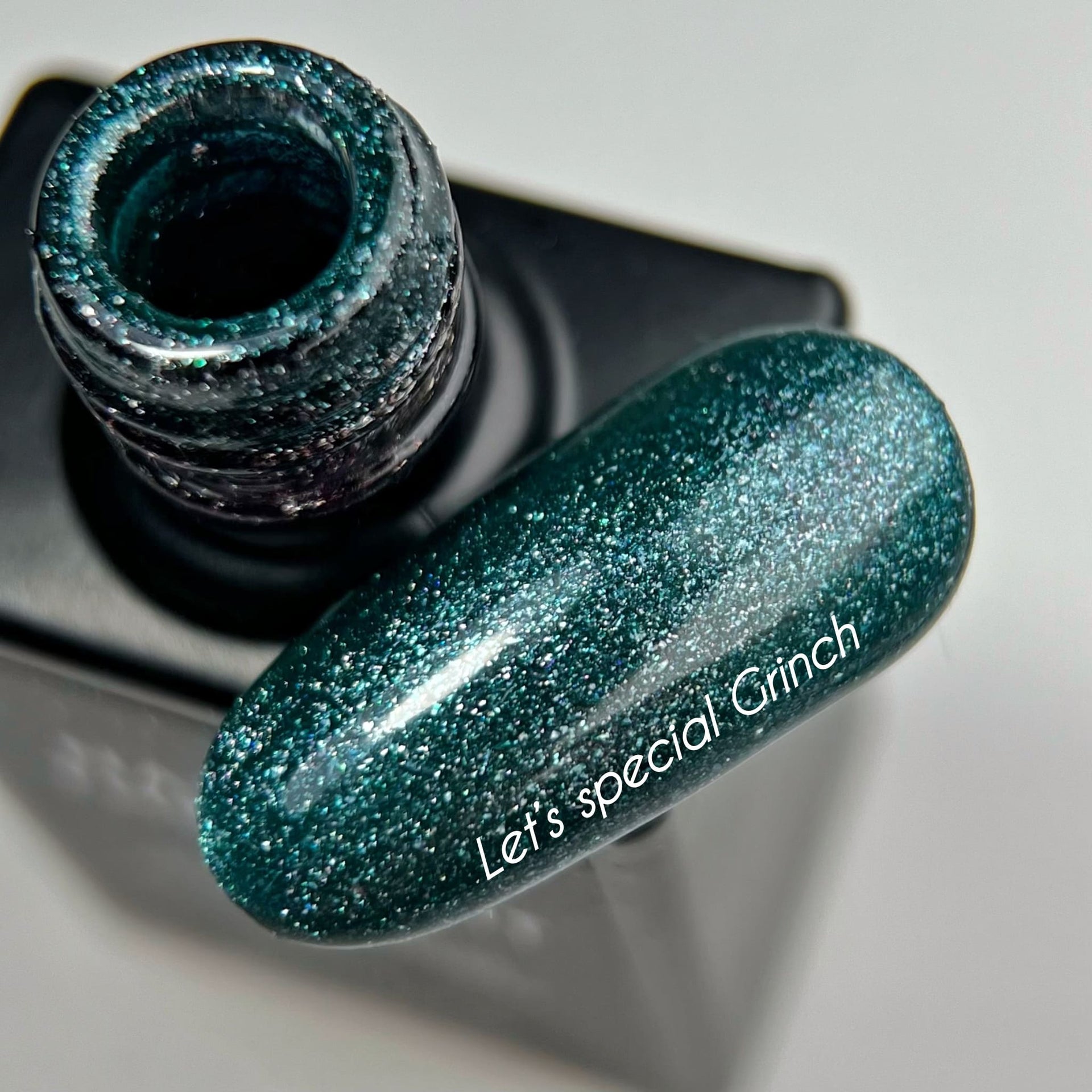 Nailsoftheday Gel polish Grinch-331, 10 ml