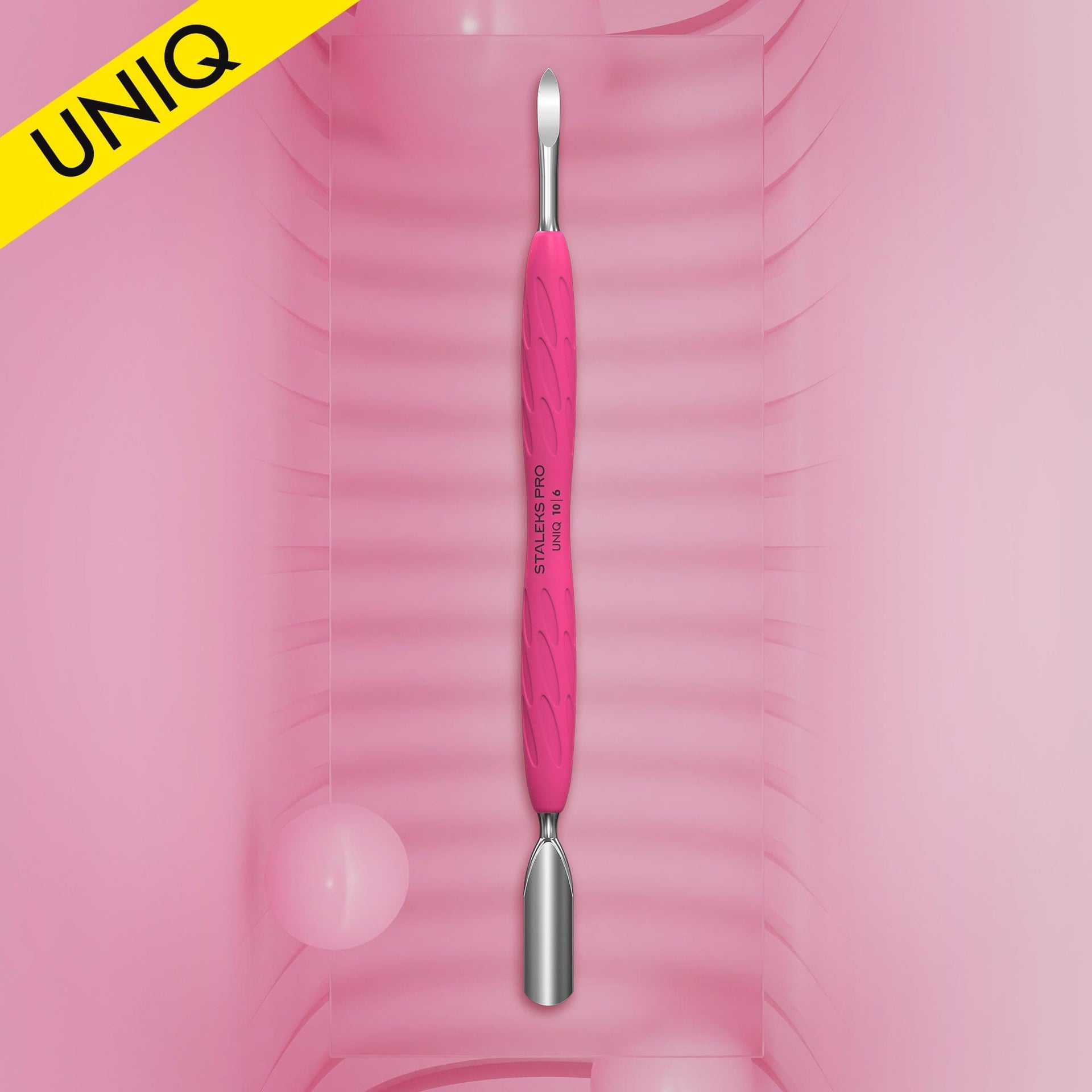 Nagelhautschieber Gummy Mit Silikongriff UNIQ 10 TYPE 6 (Breiter Abgeabgerundeteter Schieber Und Hakenreiniger)