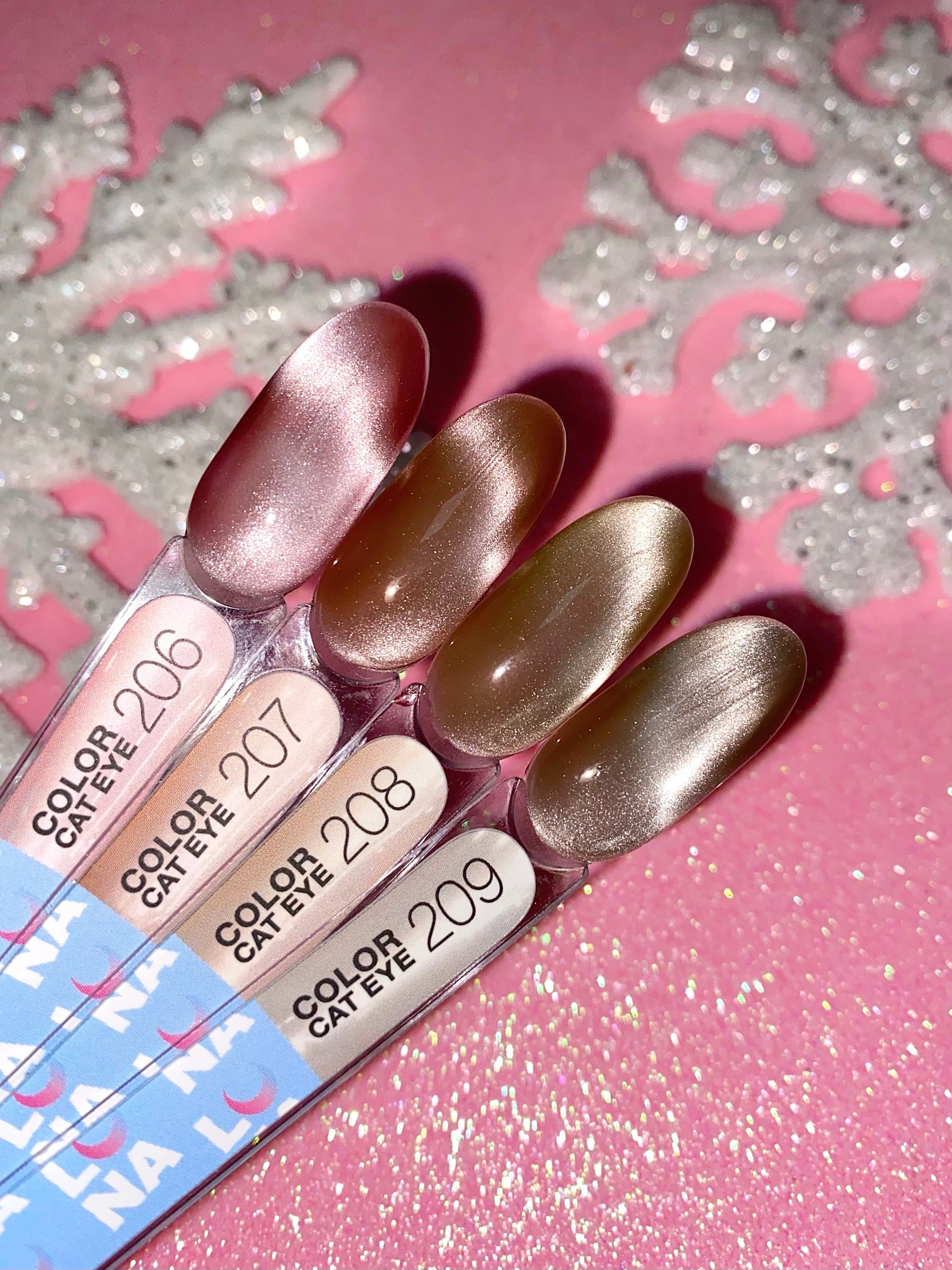 Lunamoon Gel Polish Color #207, 8 ml