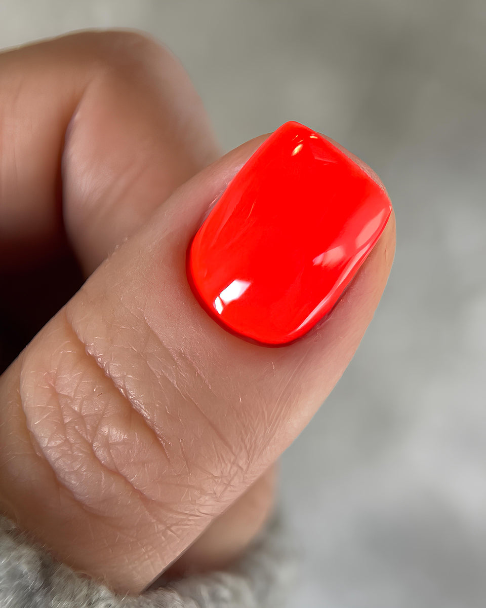DARK Gel Polish 052, 10 ml