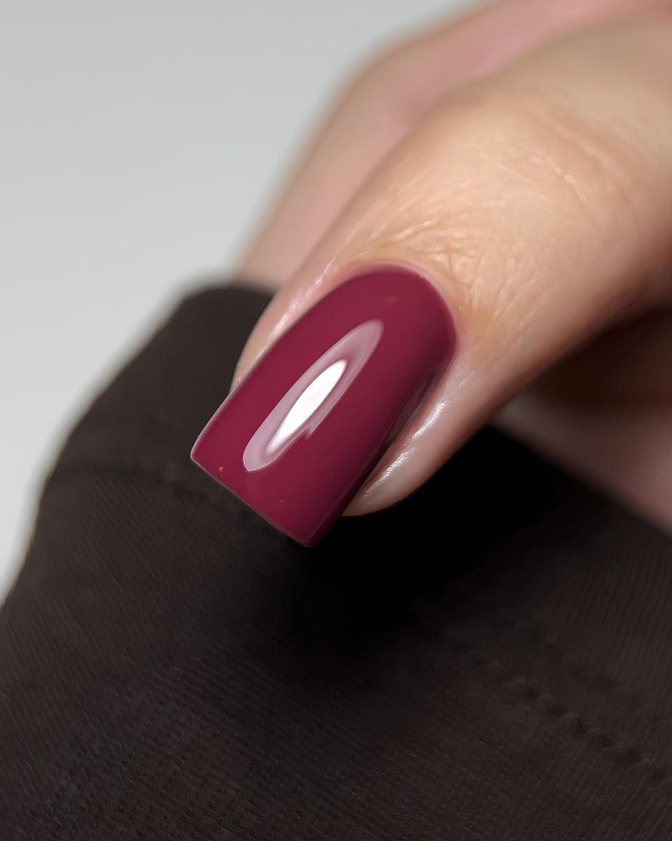 DARK Gel Polish 140