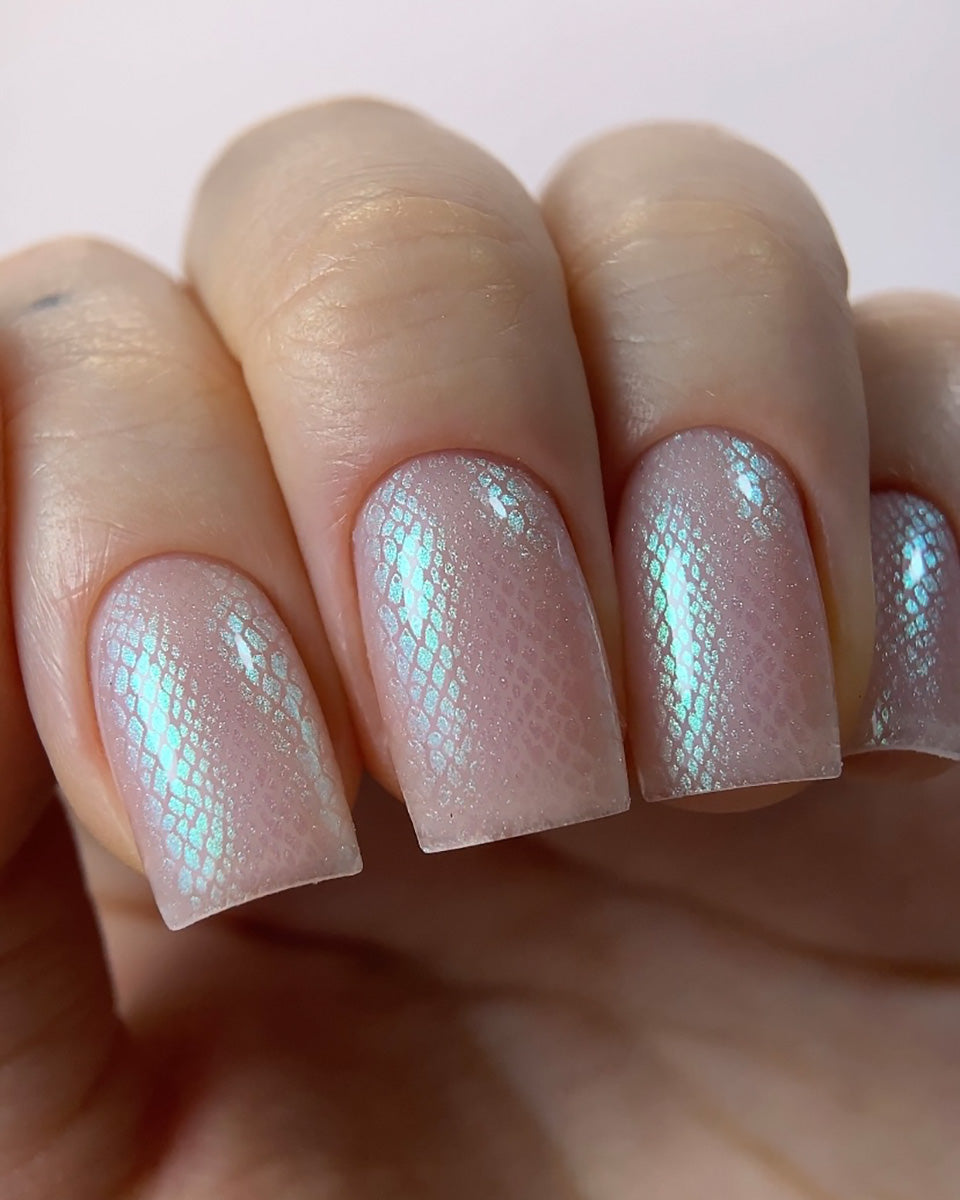 DARK Stamping Polish №47 Grüner Chamäleon-Effekt, 10 ml