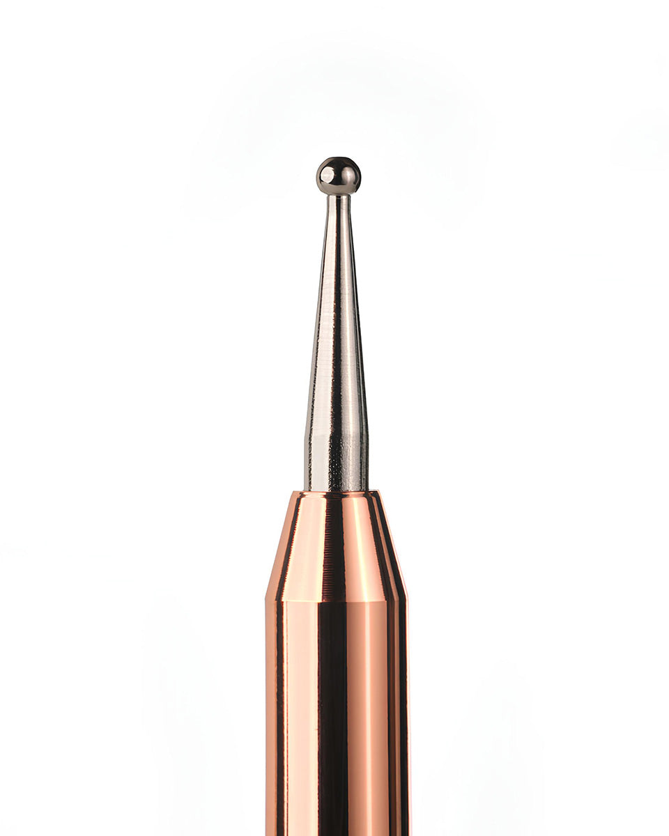 DARK Doppelseitiger Pinsel (Liner 13 mm / Dotting Tool 2 mm)
