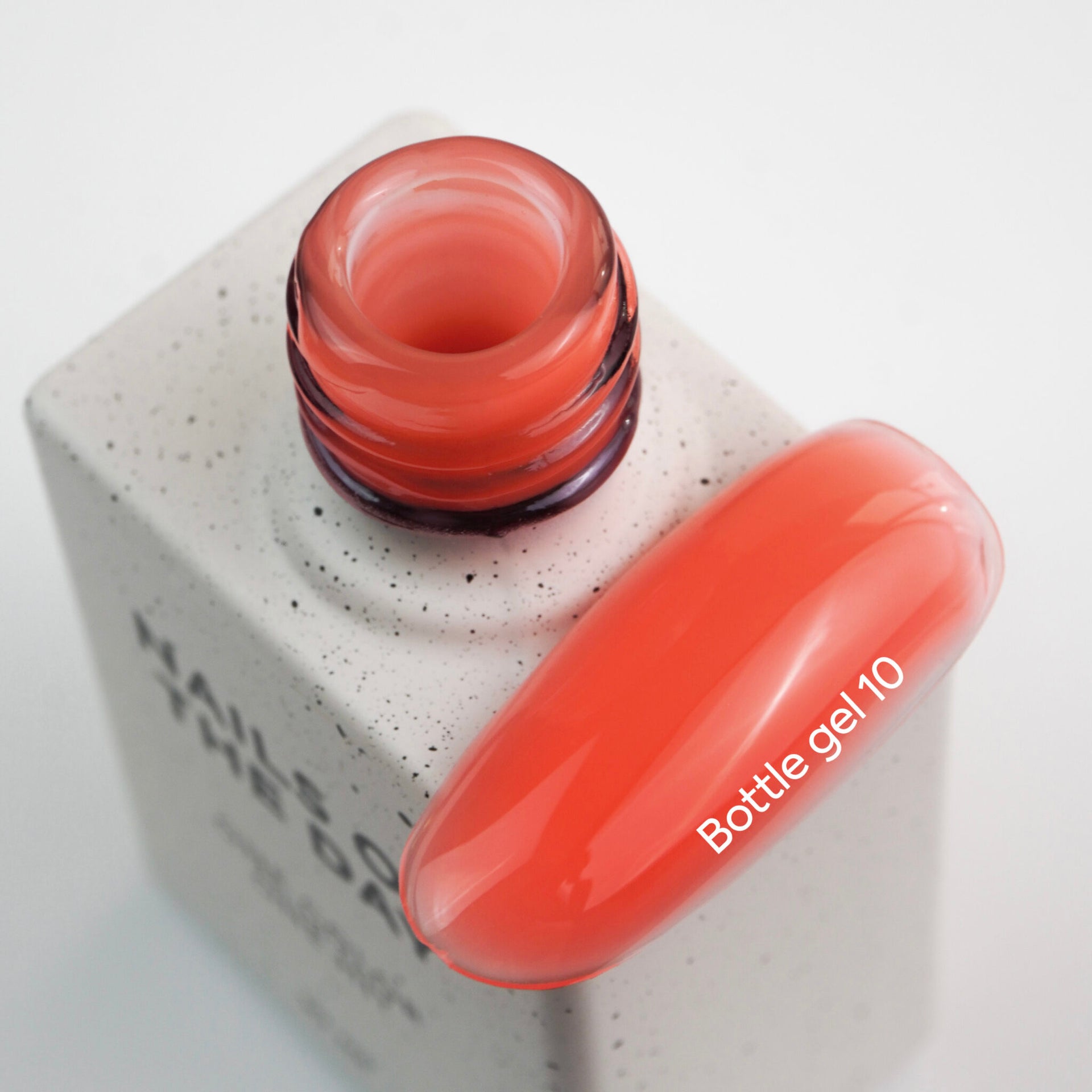 Nailsoftheday Bottle gel 10, 10 ml