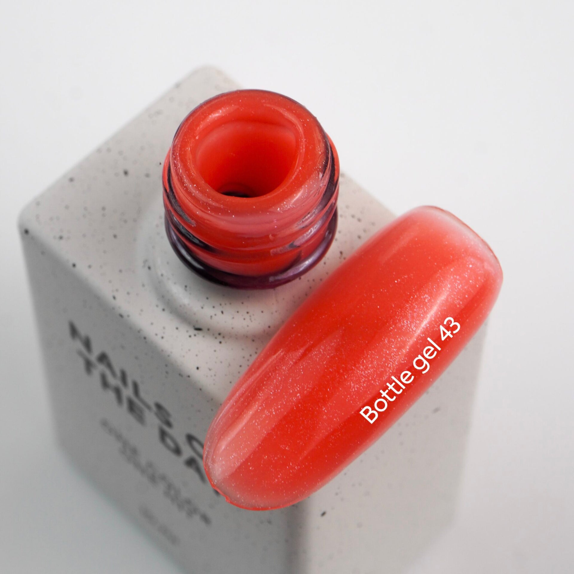 Nailsoftheday Bottle gel 43, 10 мл