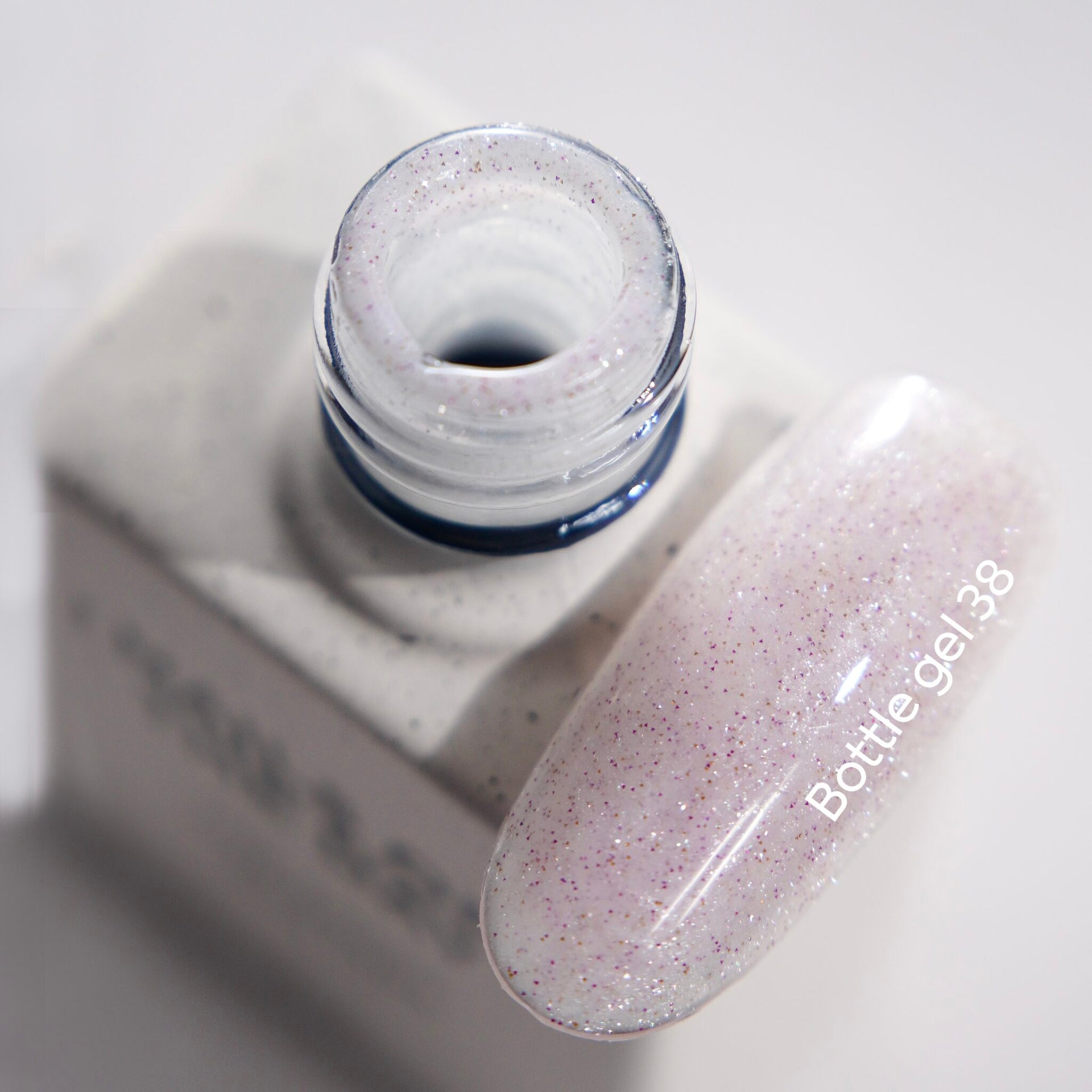 Nailsoftheday Bottle gel 38, 10 мл